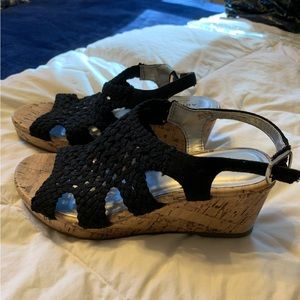 Black Crochet, Cork Heeled Sandals by Arizona Jean Co. Girl's Size 2.